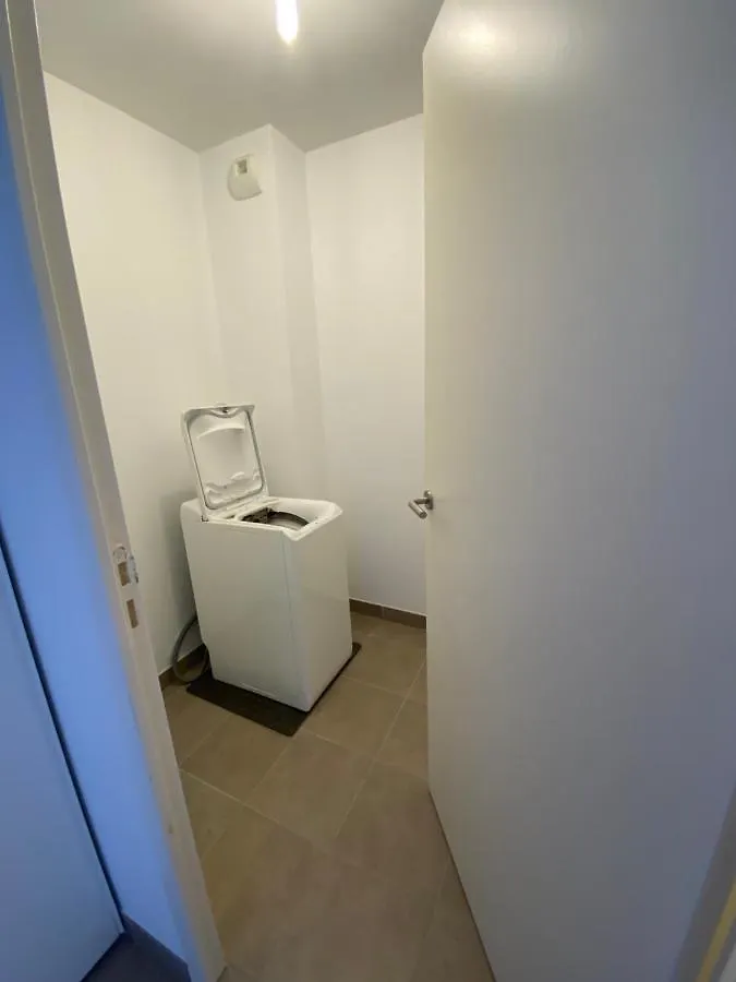 Chez Ngoc - Appartement Meublé Lannion 0*,